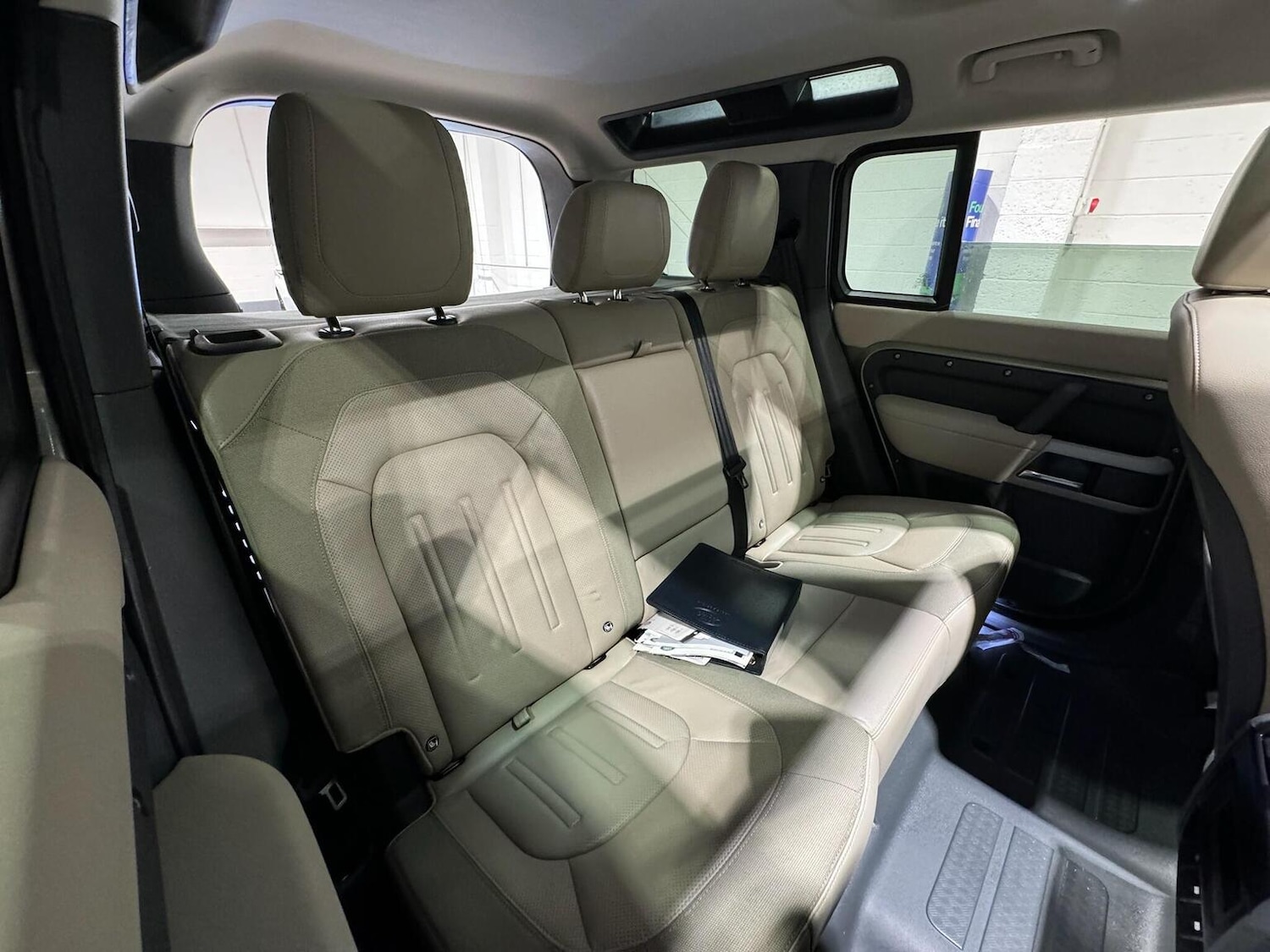 Used Land Rover Defender 2020 for sale - 77721210: Photo 10