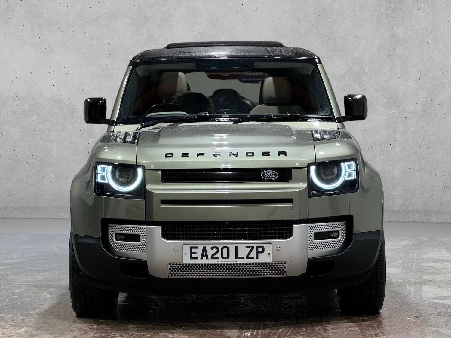 Used Land Rover Defender 2020 for sale - 77721210: Photo 2
