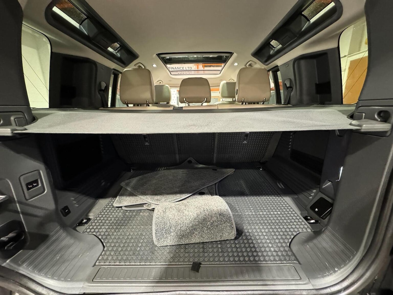 Used Land Rover Defender 2020 for sale - 77721210: Photo 23