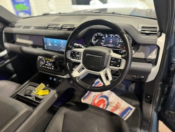 Used Land Rover Defender 2020 for sale - 79284041: Photo