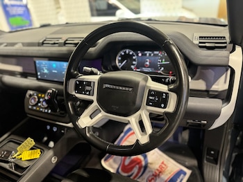 Used Land Rover Defender 2020 for sale - 79284041: Photo