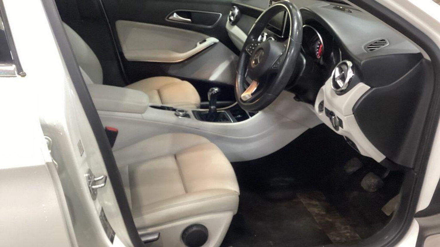 Used Mercedes-Benz GLA 2018 for sale - 77423470: Photo 8