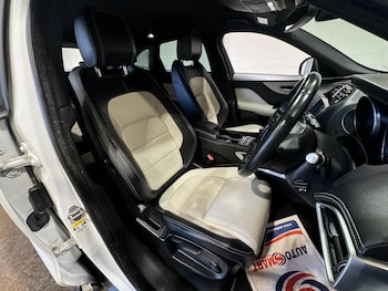 Used Jaguar F-Pace 2017 for sale - 79033059: Photo
