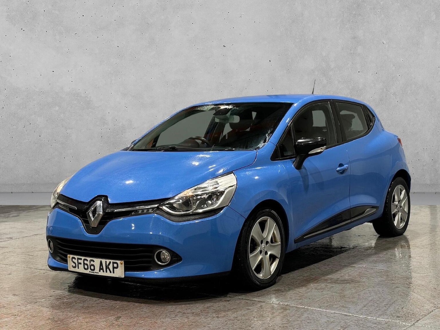 Used Renault Clio 2016 for sale - 77336718: Photo 3
