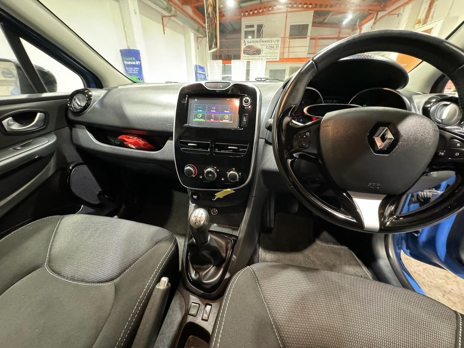 Used Renault Clio 2016 for sale - 77336718: Photo 9