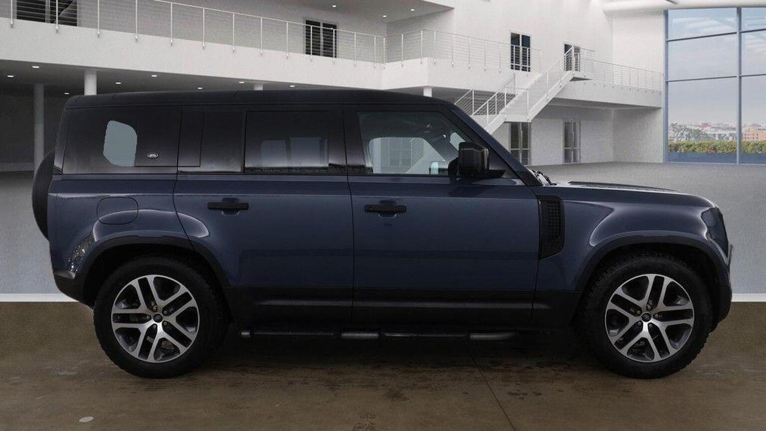 Used Land Rover Defender 2020 for sale - 77423524: Photo 5
