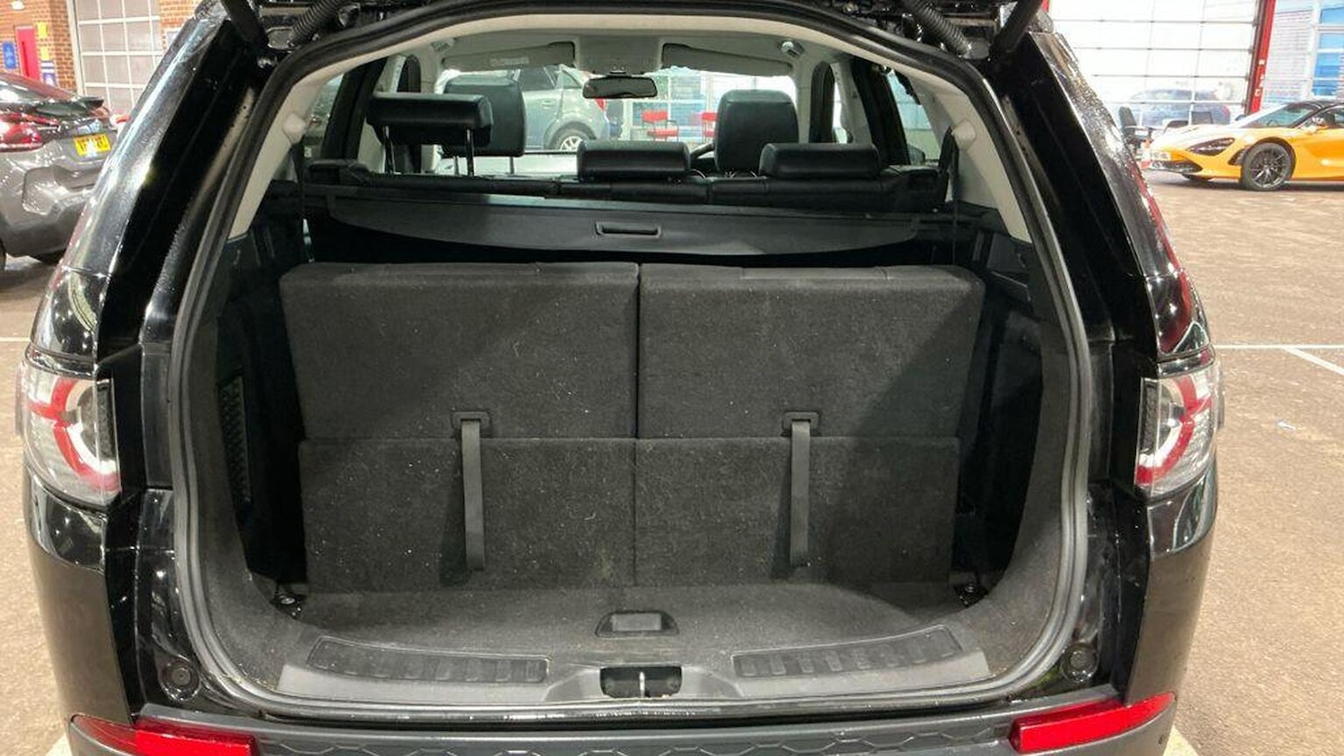 Used Land Rover Discovery Sport 2017 for sale - 77409593: Photo 10