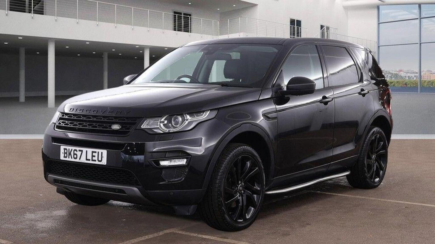 Used Land Rover Discovery Sport 2017 for sale - 77409593: Photo 2