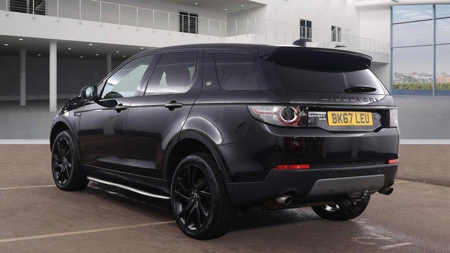 Used Land Rover Discovery Sport 2017 for sale - 77409593: Photo 3