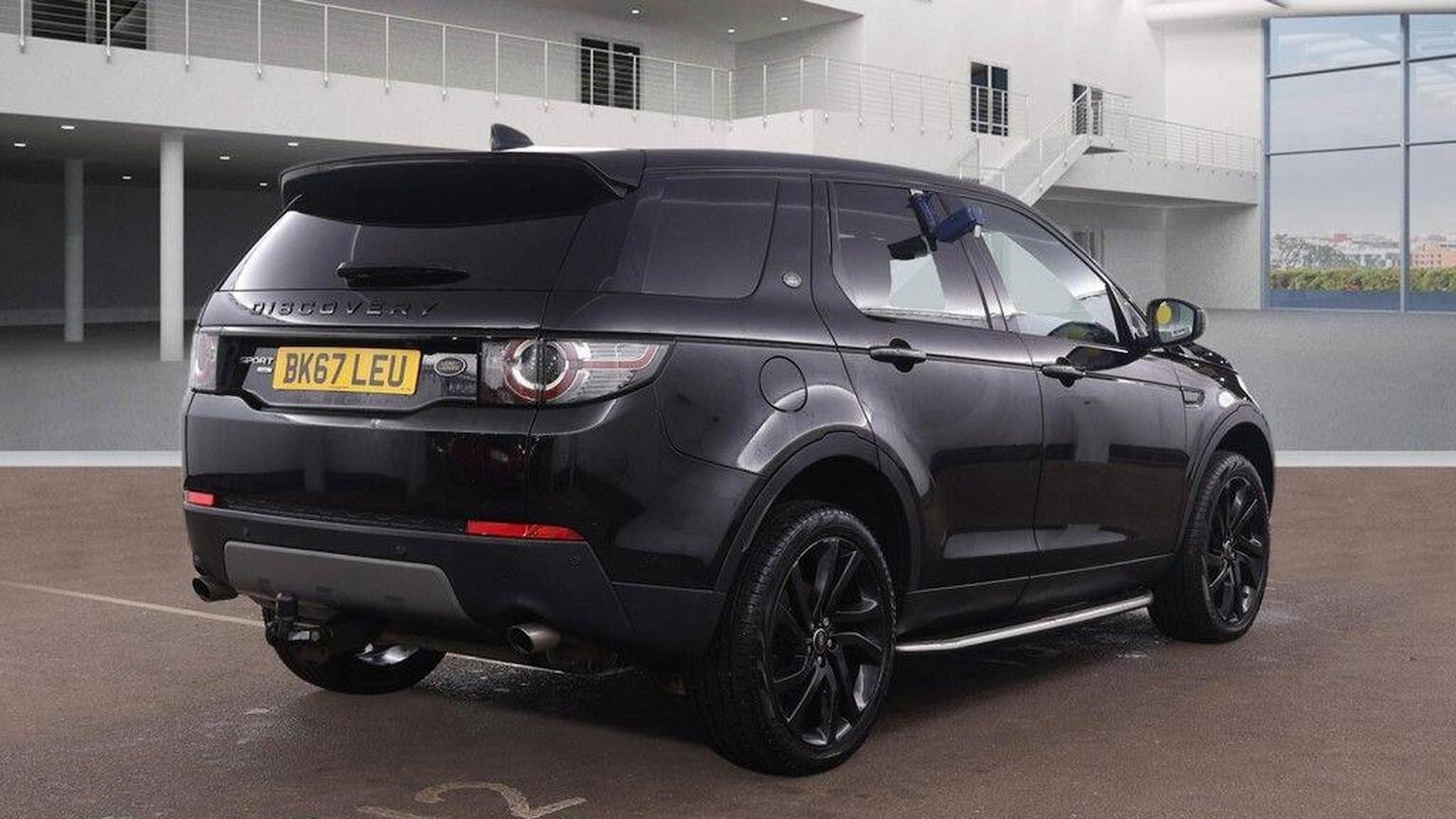 Used Land Rover Discovery Sport 2017 for sale - 77409593: Photo 4