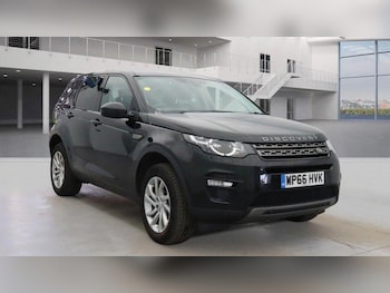 Used Land Rover Discovery Sport 2016 for sale - 78620901: Photo