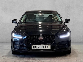 Used Jaguar XE 2020 for sale - 77721305: Photo