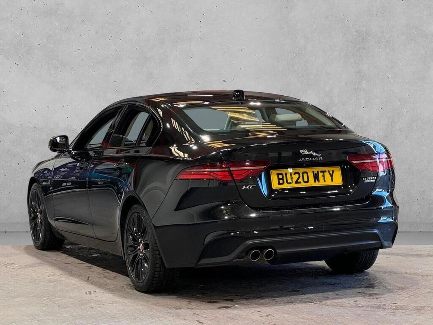 Used Jaguar XE 2020 for sale - 77721305: Photo 7
