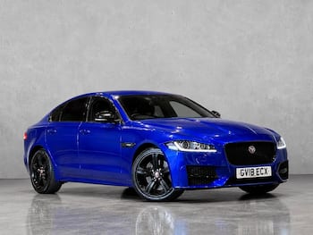 Used Jaguar XF 2018 for sale - 79697861: Photo