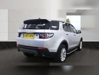 Used Land Rover Discovery Sport 2017 for sale - 78674011: Photo