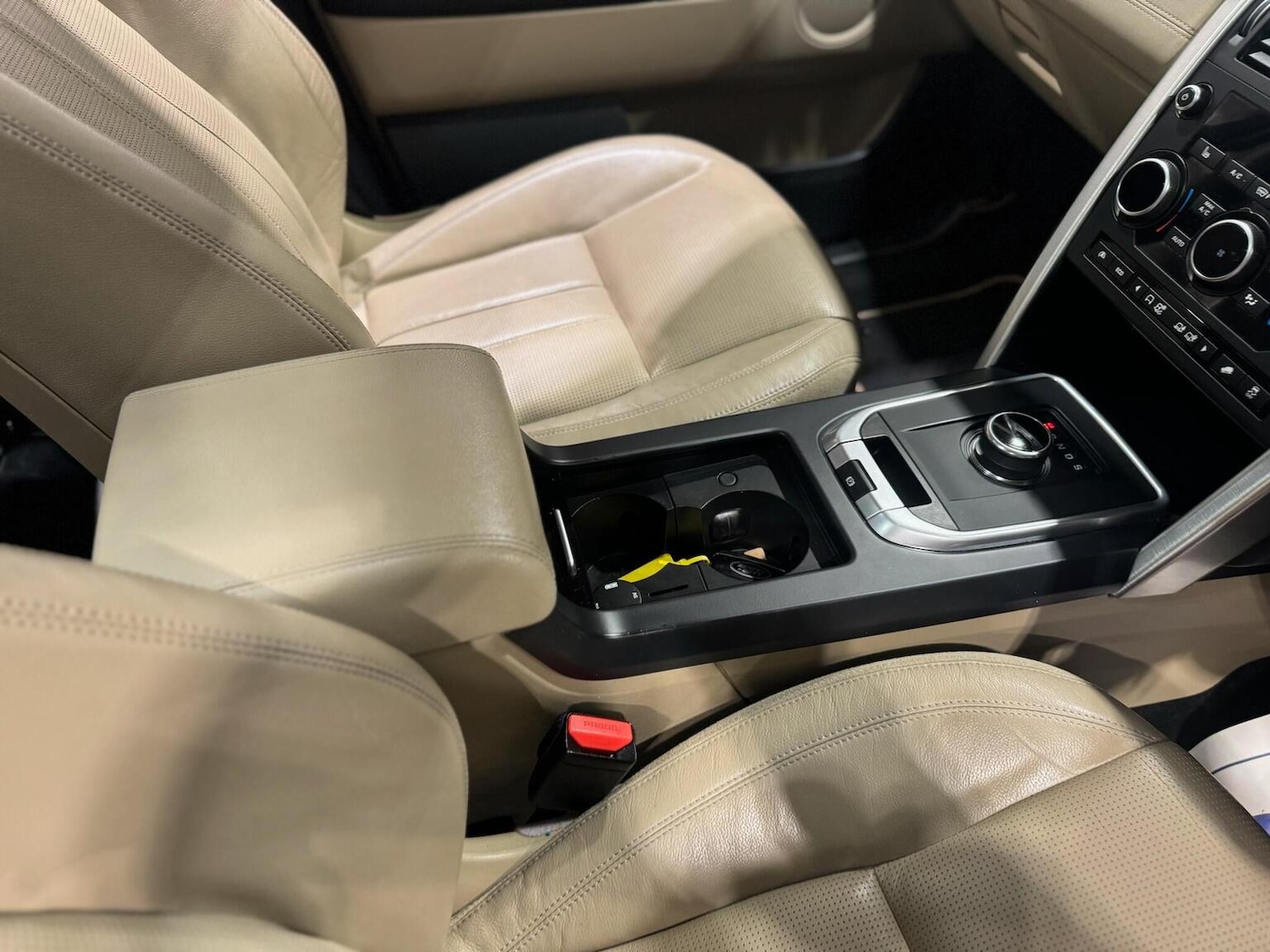 Used Land Rover Discovery Sport 2017 for sale - 77681693: Photo 15