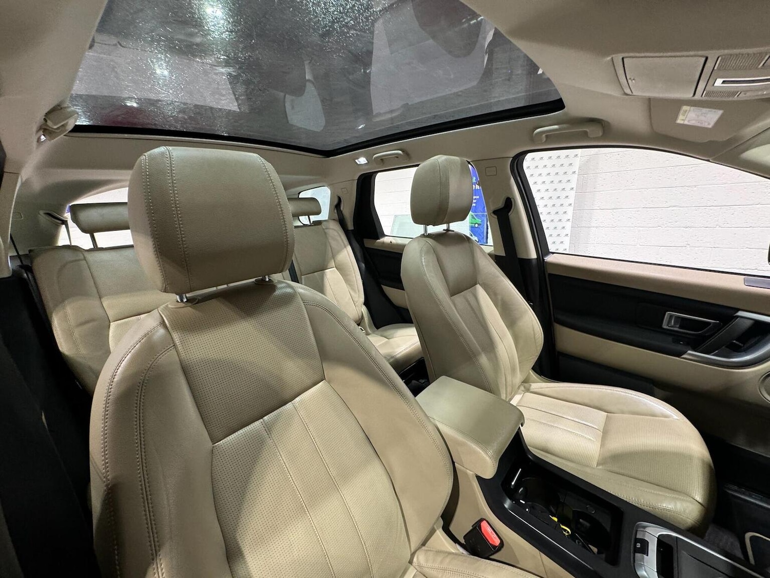 Used Land Rover Discovery Sport 2017 for sale - 77681693: Photo 17