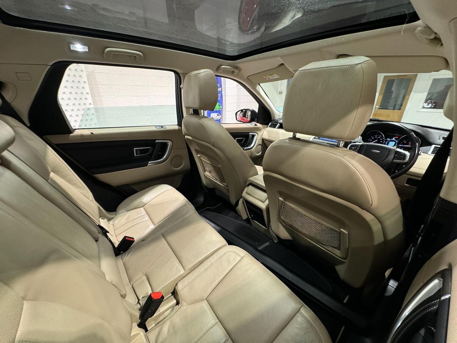 Used Land Rover Discovery Sport 2017 for sale - 77681693: Photo 18