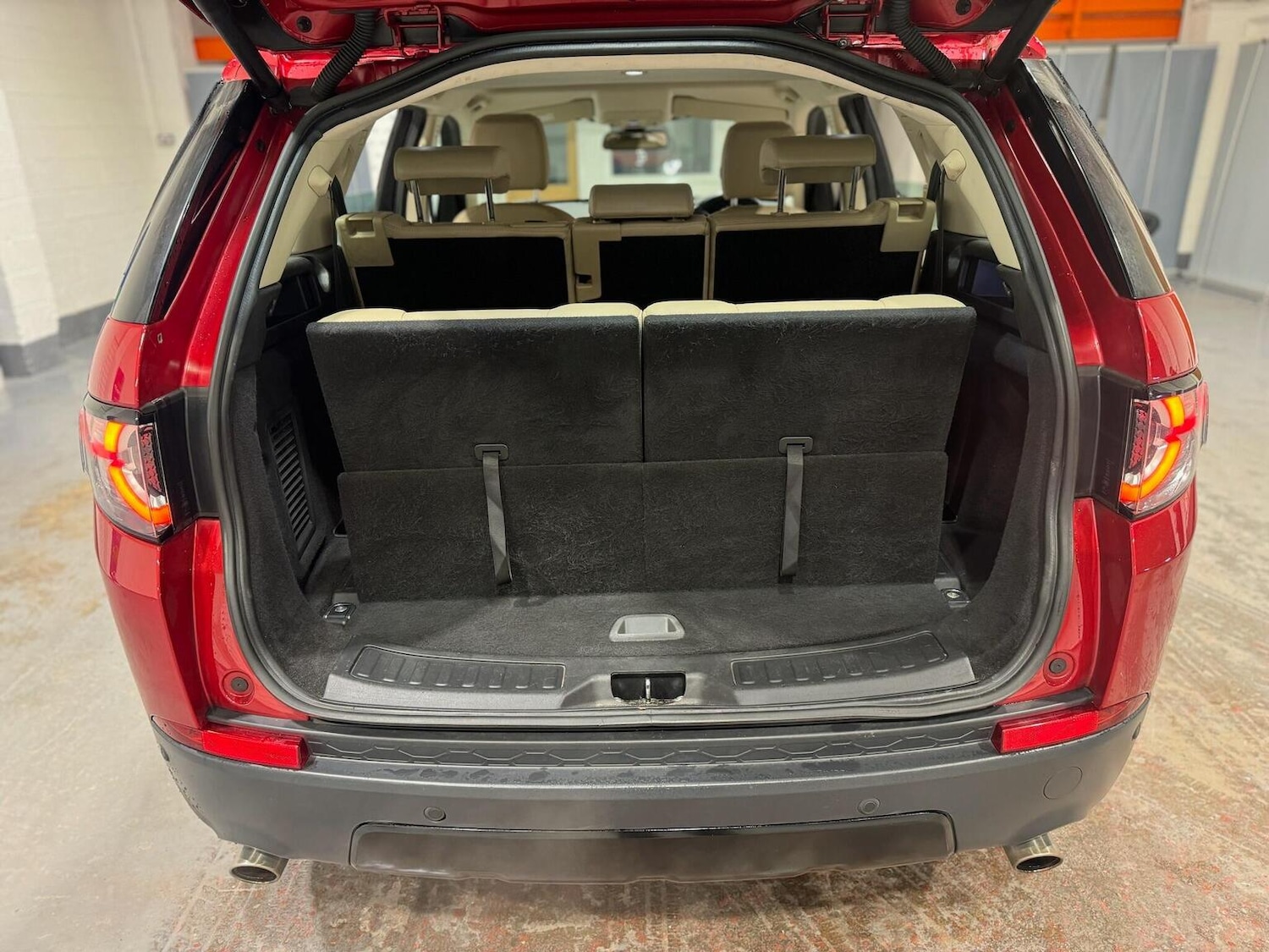 Used Land Rover Discovery Sport 2017 for sale - 77681693: Photo 25