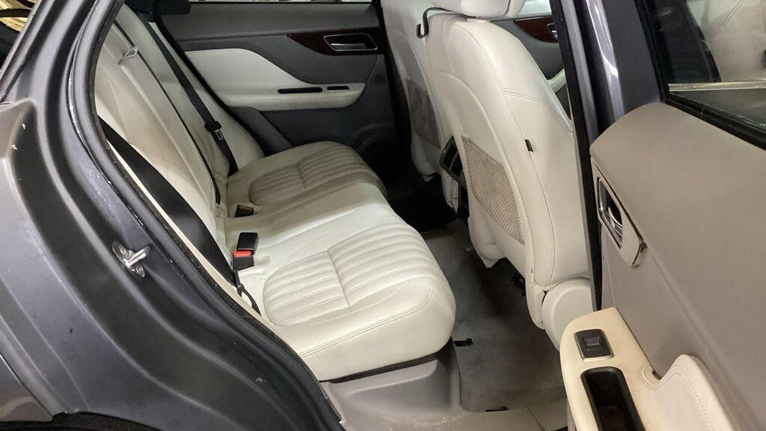 Used Jaguar F-Pace 2018 for sale - 77694303: Photo 7