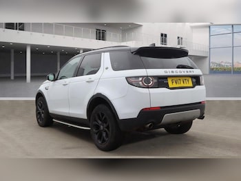 Used Land Rover Discovery Sport 2017 for sale - 77453372: Photo