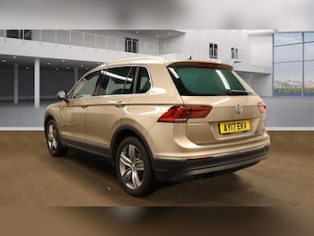Used Volkswagen Tiguan 2017 for sale - 77303672: Photo