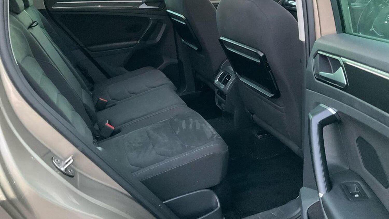 Used Volkswagen Tiguan 2017 for sale - 77303672: Photo 7