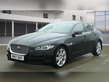 Used Jaguar XE 2017 for sale - 77453375: Photo