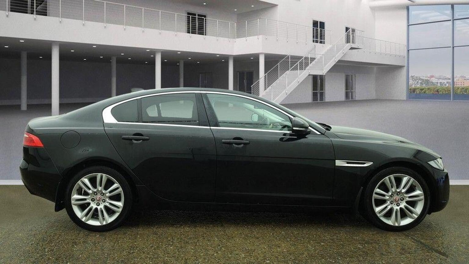 Used Jaguar XE 2017 for sale - 77453375: Photo 6