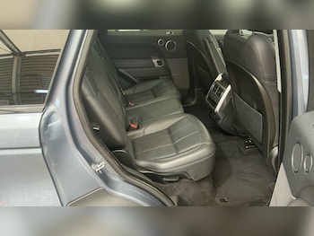 Used Land Rover Range Rover Sport 2018 for sale - 79284058: Photo
