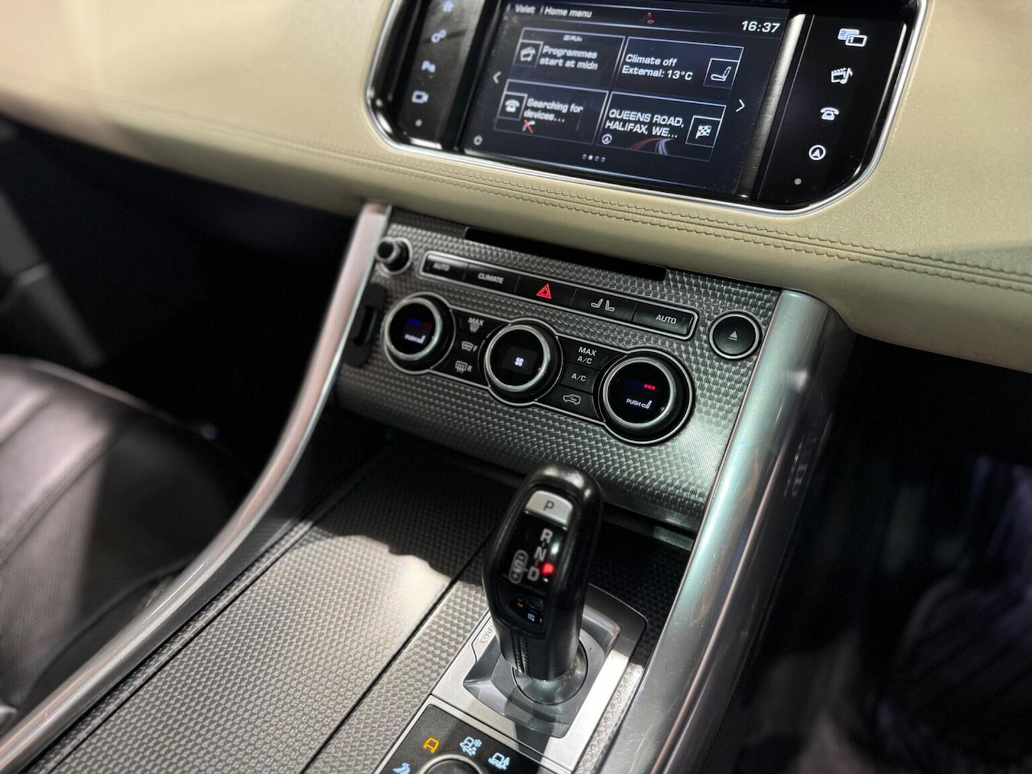 Used Land Rover Range Rover Sport 2015 for sale - 77735677: Photo 11