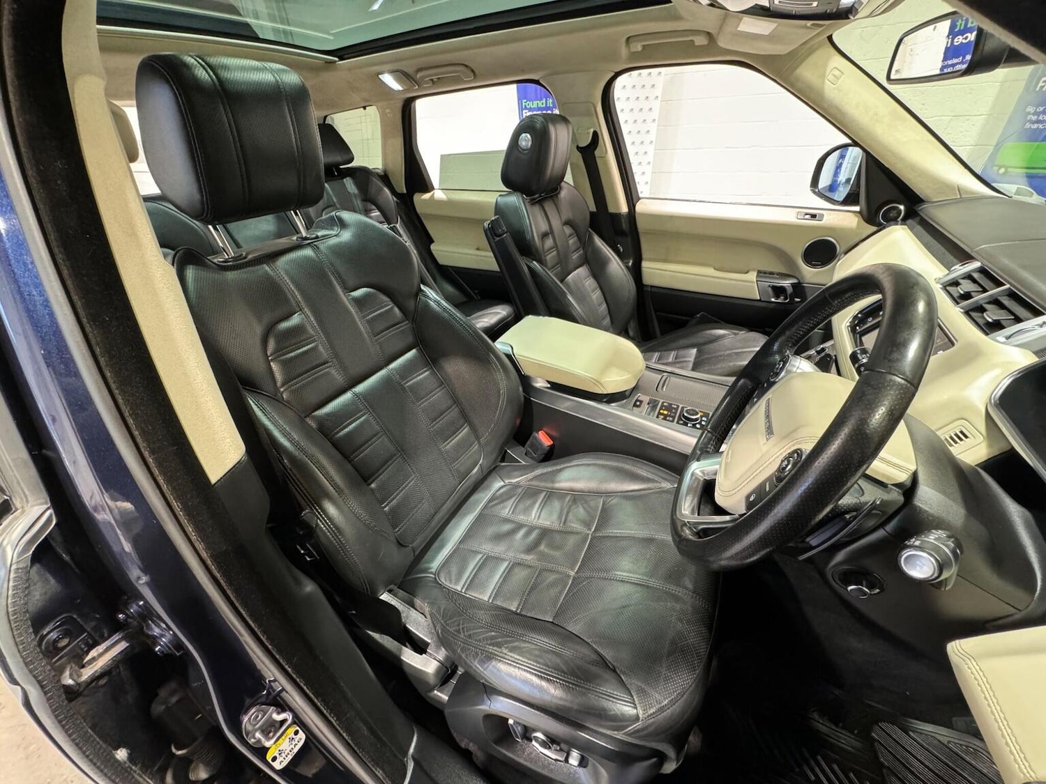 Used Land Rover Range Rover Sport 2015 for sale - 77735677: Photo 16