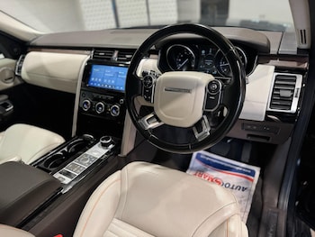 Used Land Rover Discovery 2017 for sale - 79337204: Photo