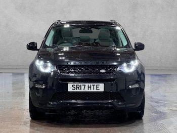 Used Land Rover Discovery Sport 2017 for sale - 77707331: Photo
