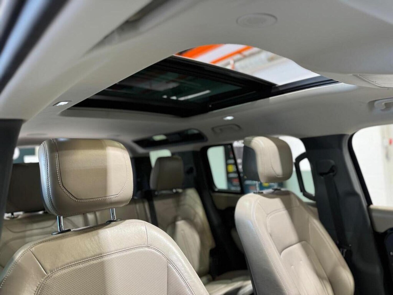 Used Land Rover Defender 2020 for sale - 77336696: Photo 13