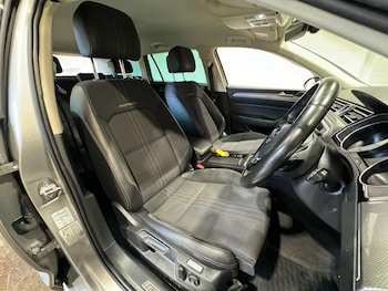 Used Volkswagen Passat 2017 for sale - 79284051: Photo