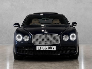 Used Bentley Flying Spur 2016 for sale - 79483852: Photo
