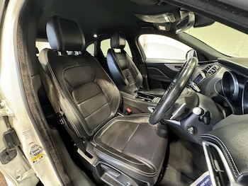Used Jaguar F-Pace 2017 for sale - 79284111: Photo