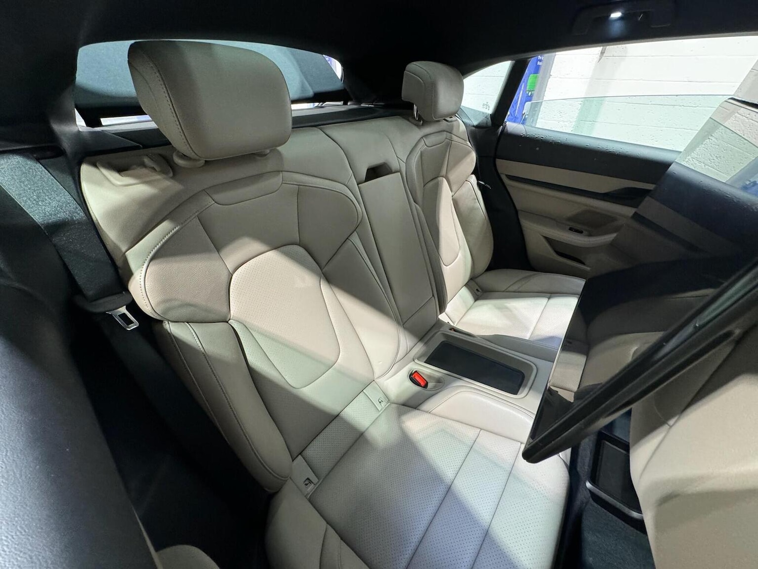 Used Porsche Taycan 2023 for sale - 77336710: Photo 19