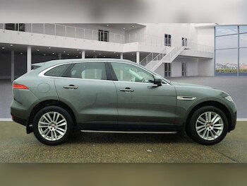 Used Jaguar F-Pace 2016 for sale - 77535964: Photo