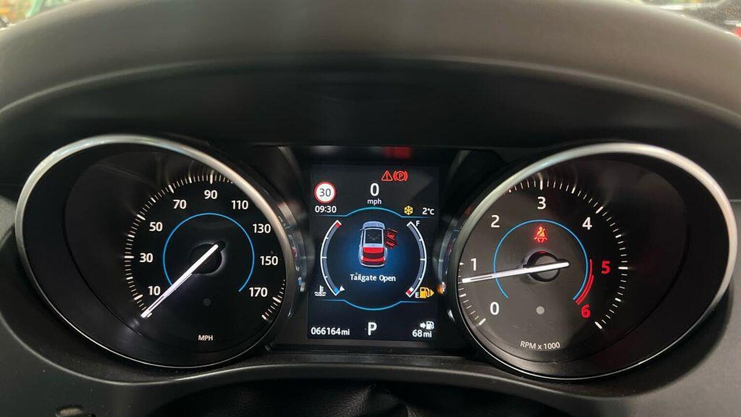 Used Jaguar F-Pace 2016 for sale - 77535964: Photo 8