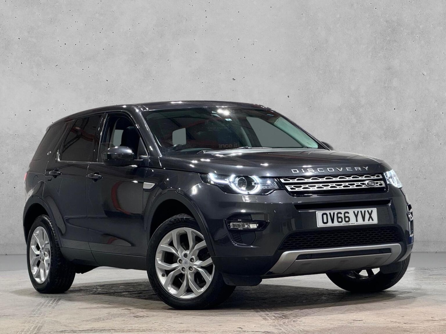 Used Land Rover Discovery Sport 2016 for sale - 77336733: Photo 1