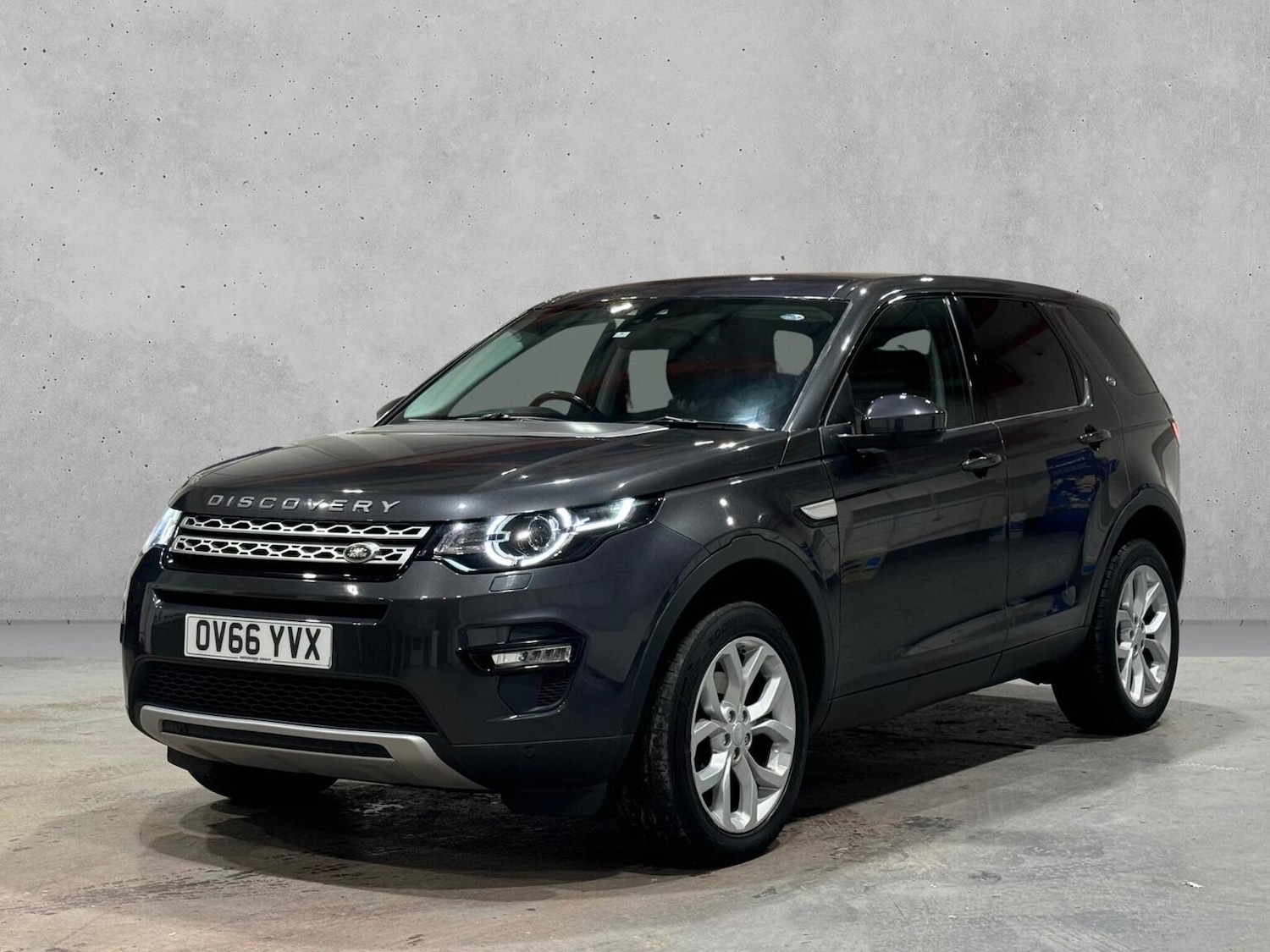 Used Land Rover Discovery Sport 2016 for sale - 77336733: Photo 4