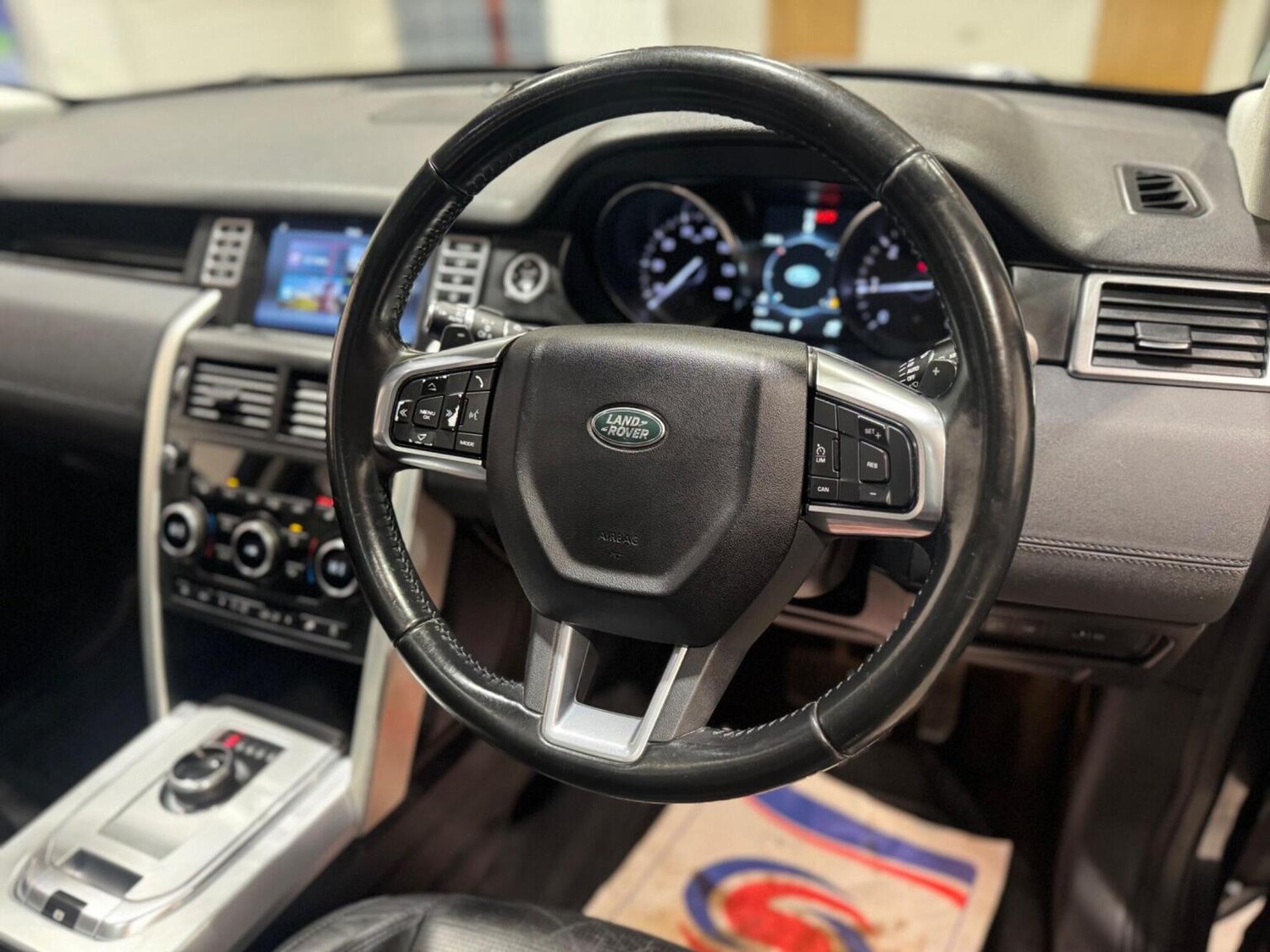 Used Land Rover Discovery Sport 2016 for sale - 77336733: Photo 9