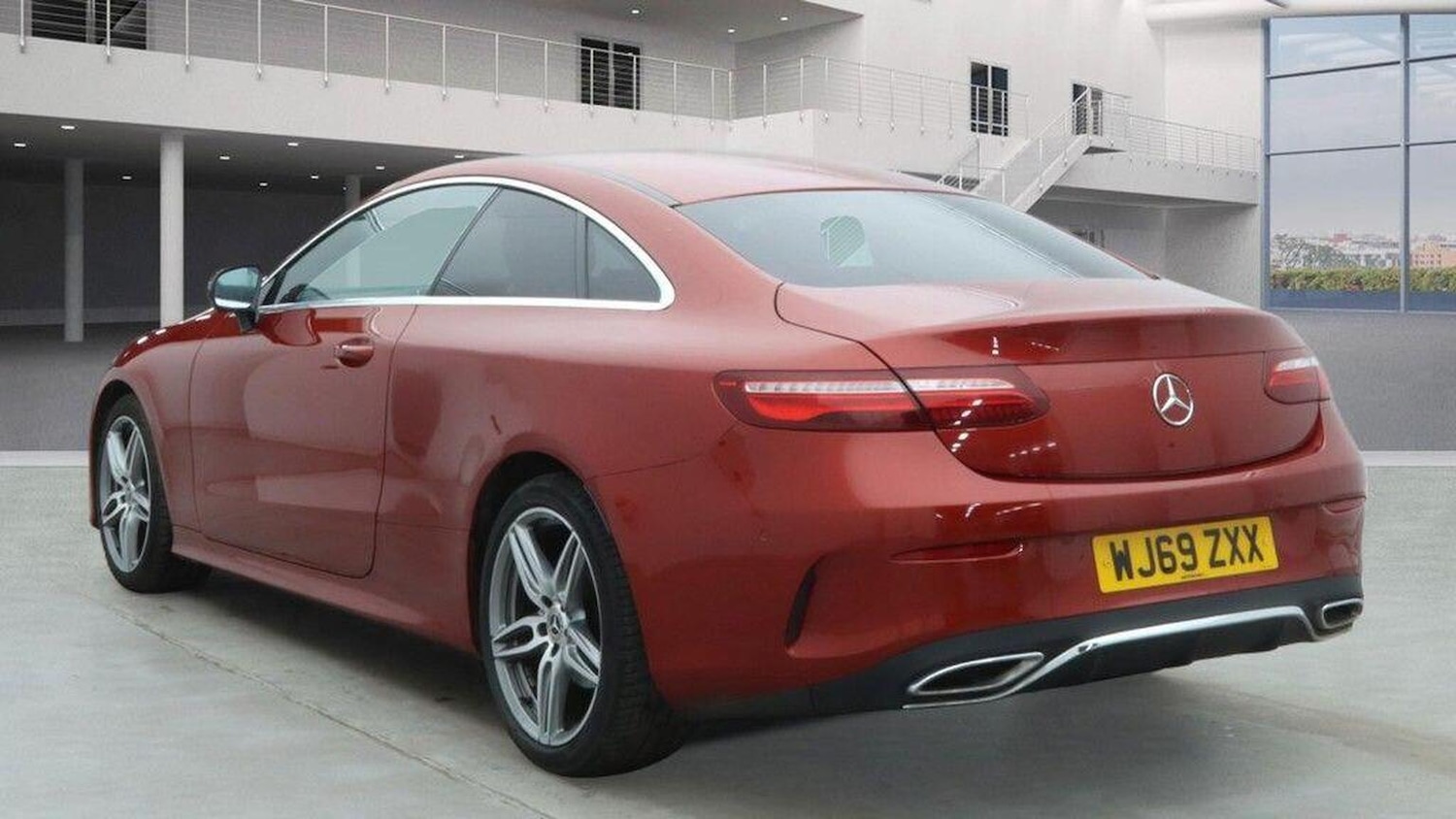 Used Mercedes-Benz E Class 2019 for sale - 77668623: Photo 3