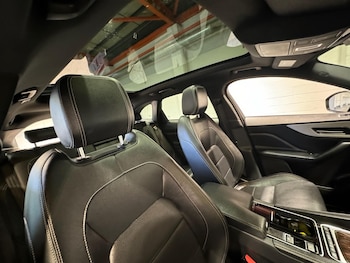 Used Jaguar F-Pace 2018 for sale - 79284097: Photo