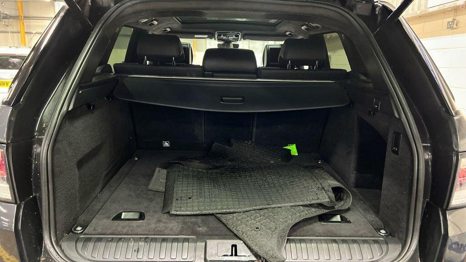 Used Land Rover Range Rover Sport 2017 for sale - 77303679: Photo 10