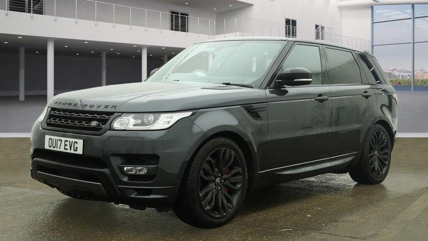 Used Land Rover Range Rover Sport 2017 for sale - 77303679: Photo 2