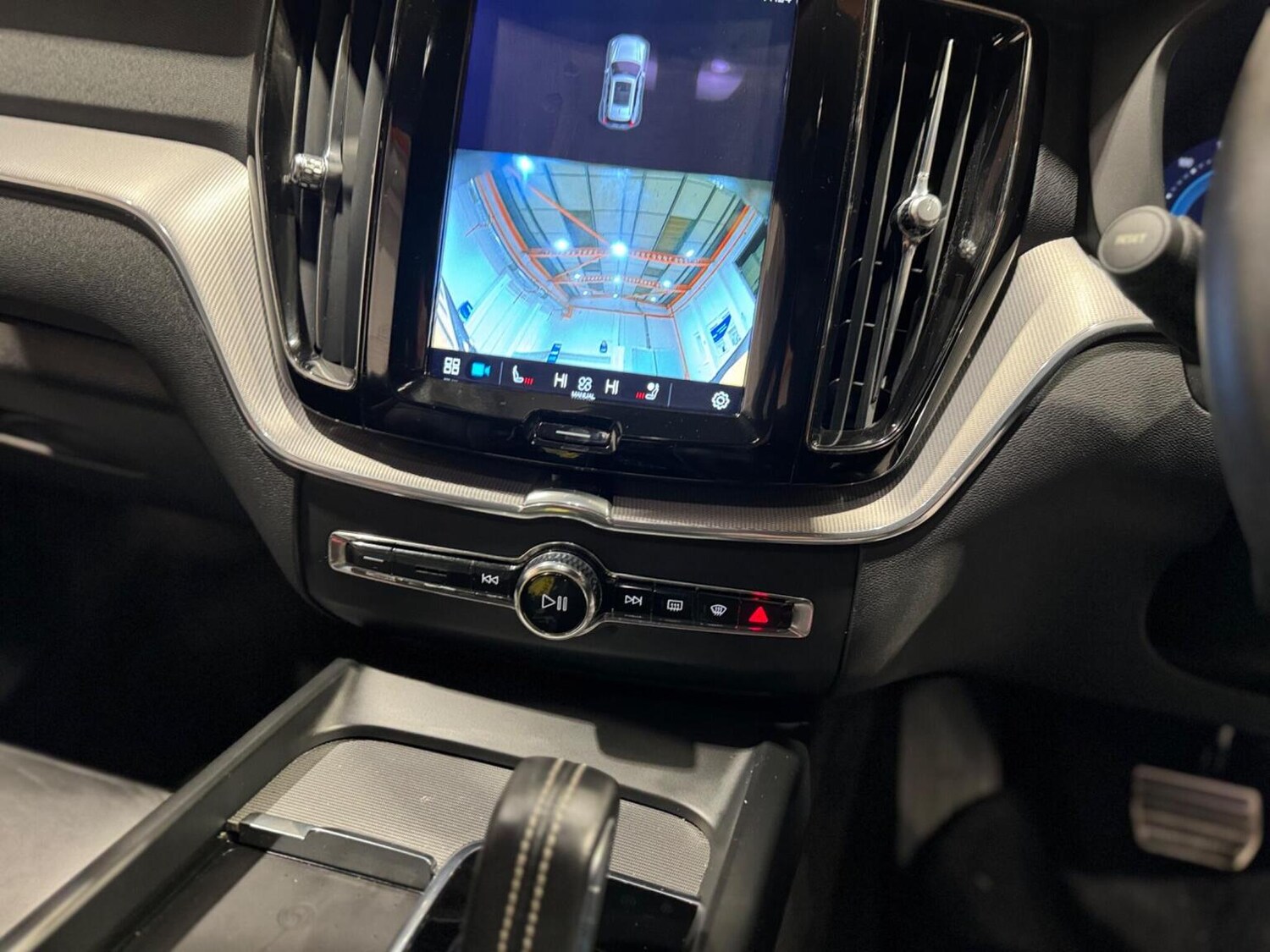 Used Volvo XC60 2021 for sale - 77336729: Photo 16