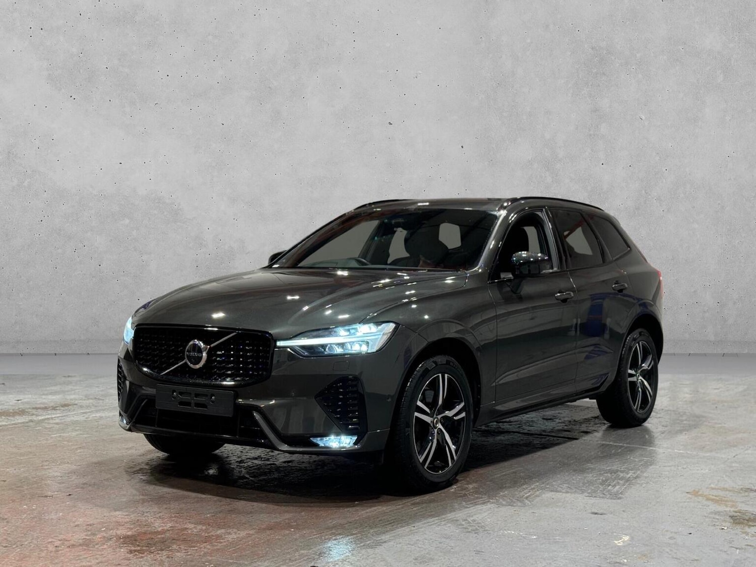 Used Volvo XC60 2021 for sale - 77336729: Photo 4